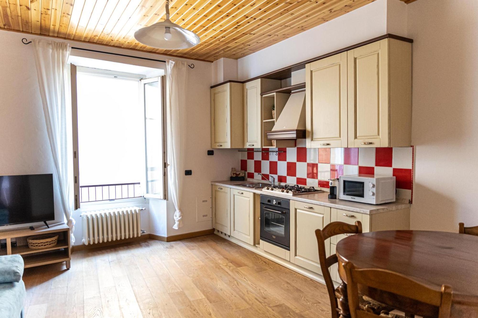 Magico Loft Nel Centro Storico Apartment Toscolano Maderno Exterior photo