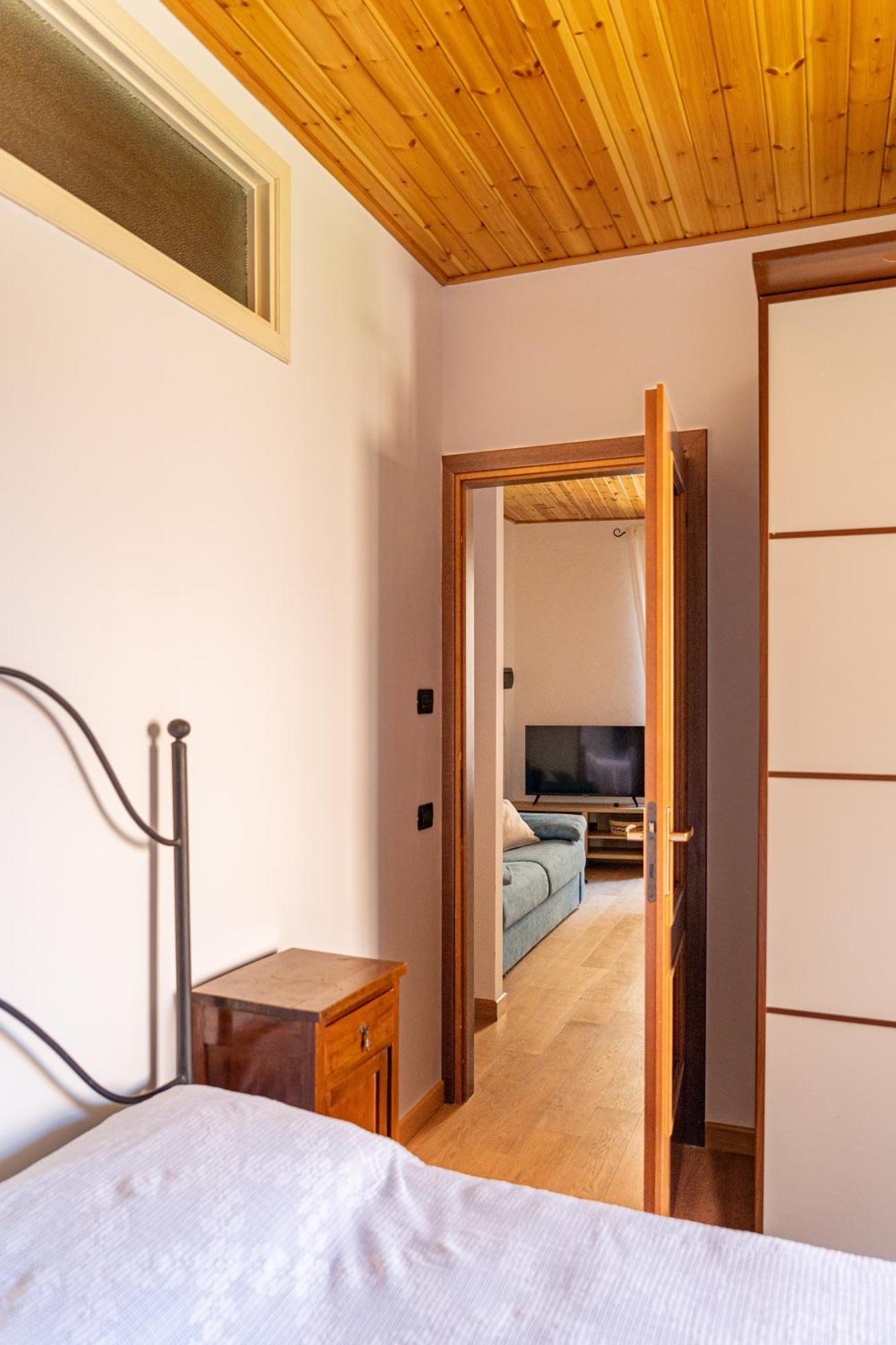 Magico Loft Nel Centro Storico Apartment Toscolano Maderno Exterior photo